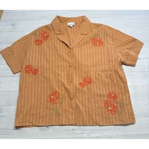 Flat White Los Angeles daisy embroidered button down‎ short sleeve shirt m/l